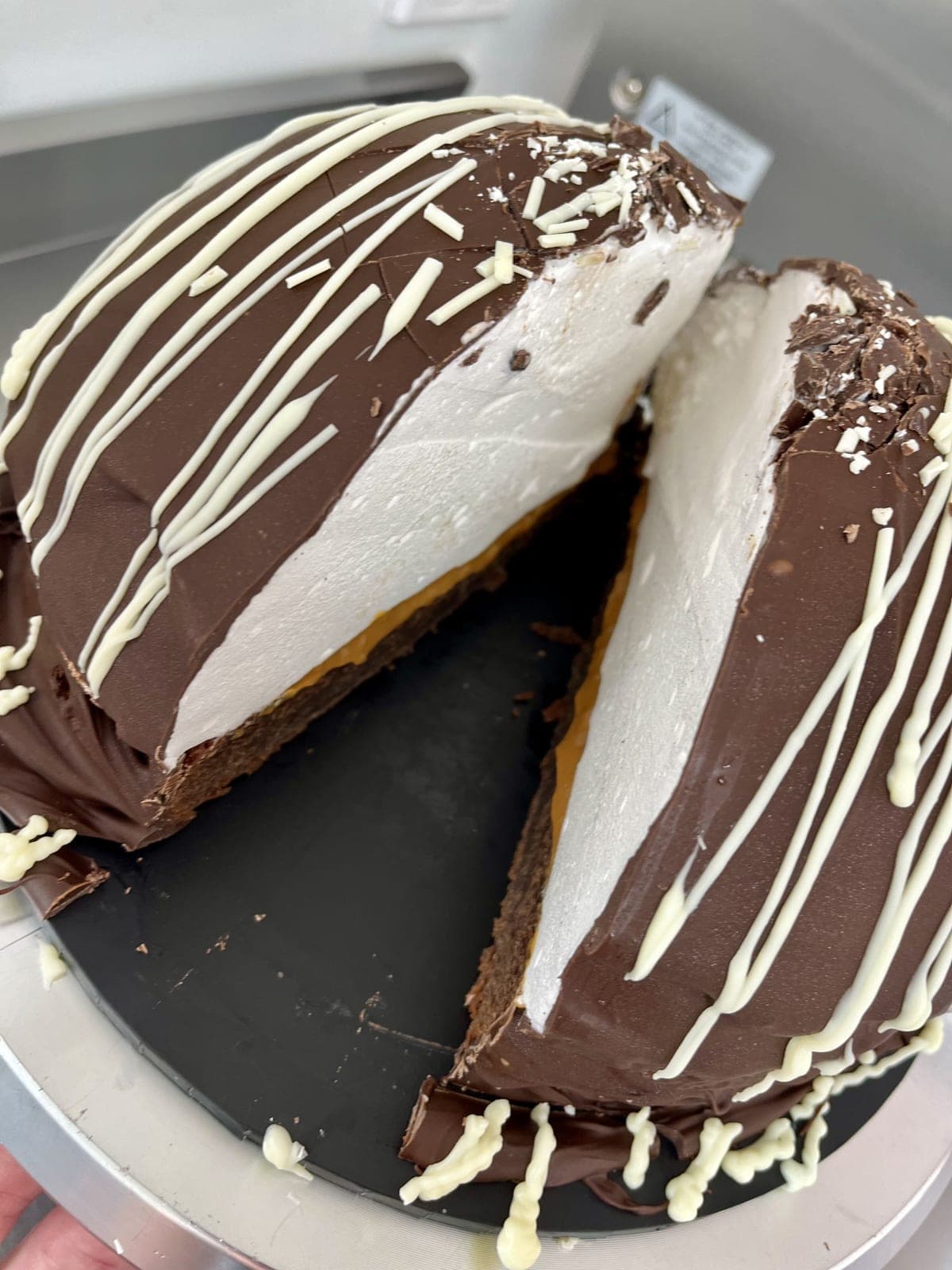 Mallowpuff Biscuit Cake