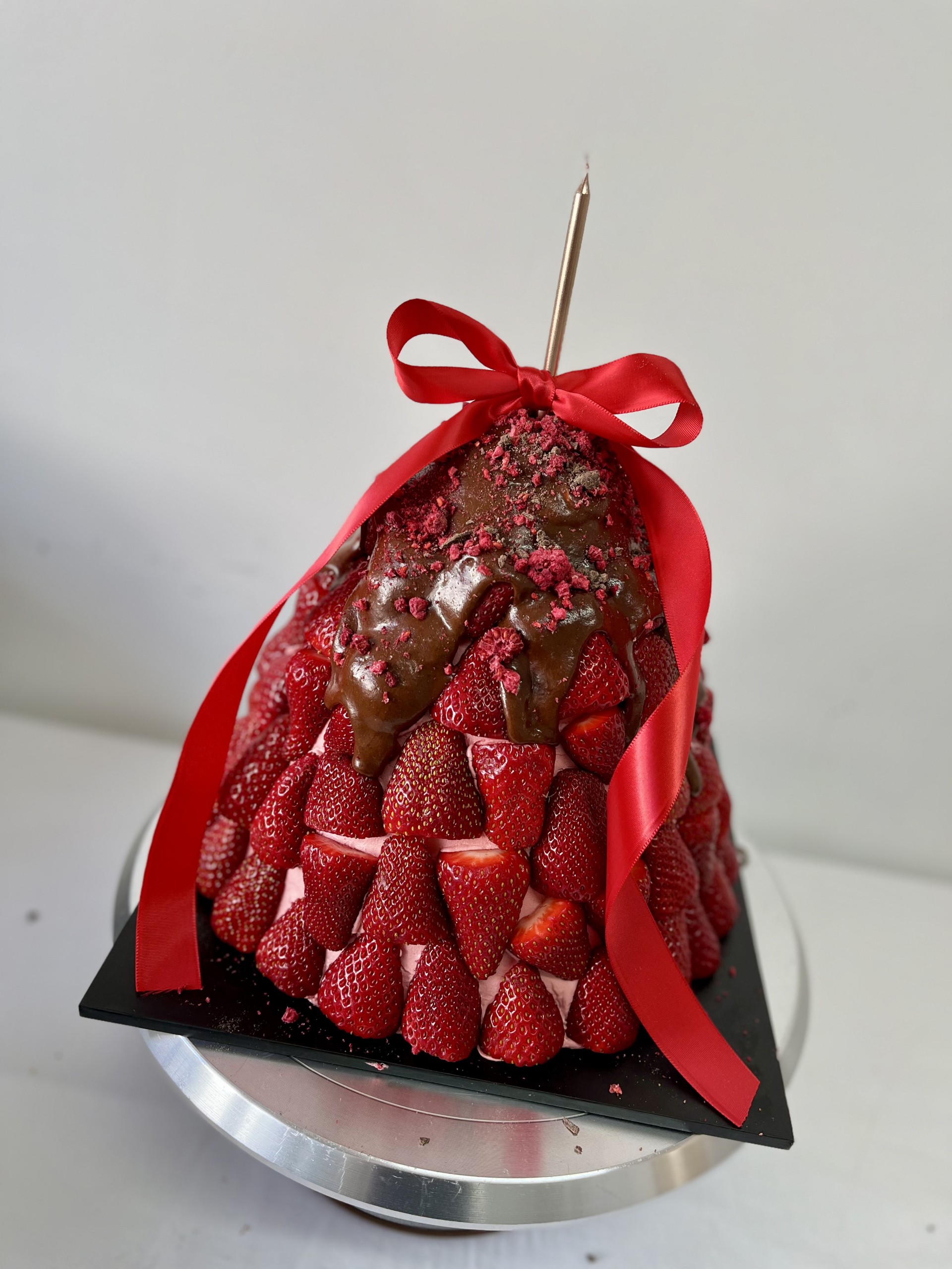 strawberry dome cake 2