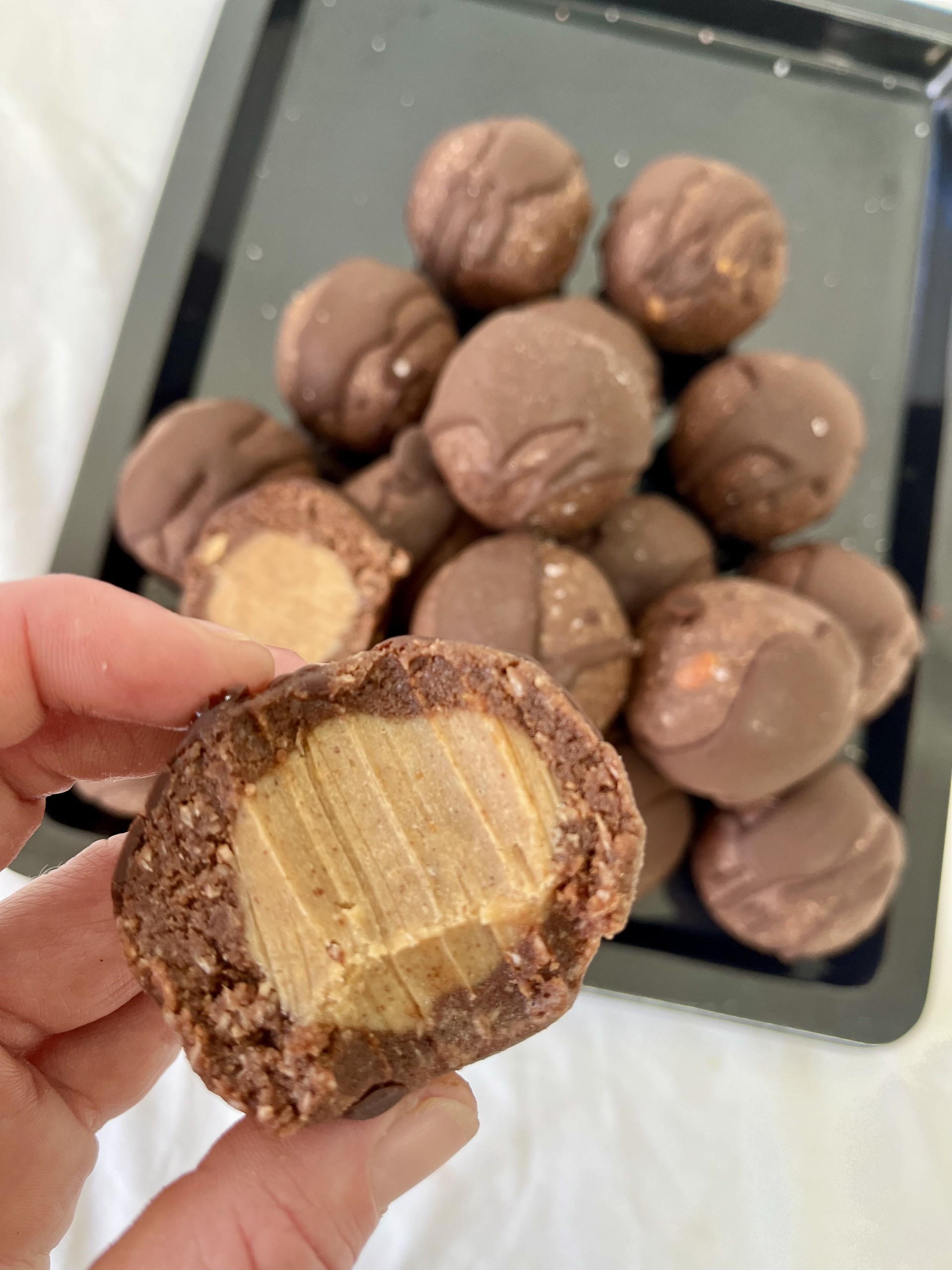 raw salted caramel protein balls 1